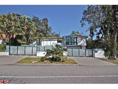 Jamie Kennedy Lists Los Angeles Home for a Loss