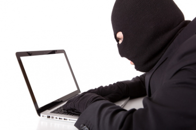 7 Ways to Recognize Identity Theft (And 5 Steps to Take If You’re a Victim)