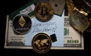 Gold vs Bitcoin investment