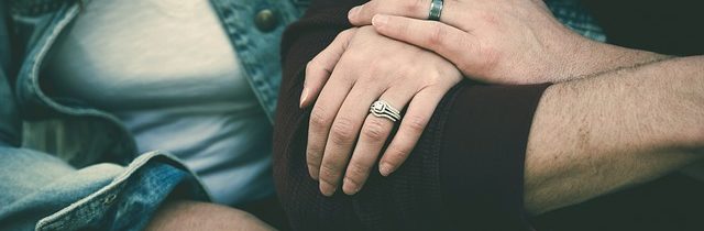 How To Secretly Know Your Partner’s Ring Size