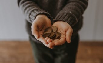5 Signs You Need Help With Managing Pocket Money